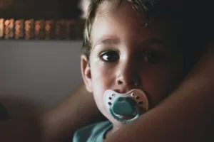Child with pacifer