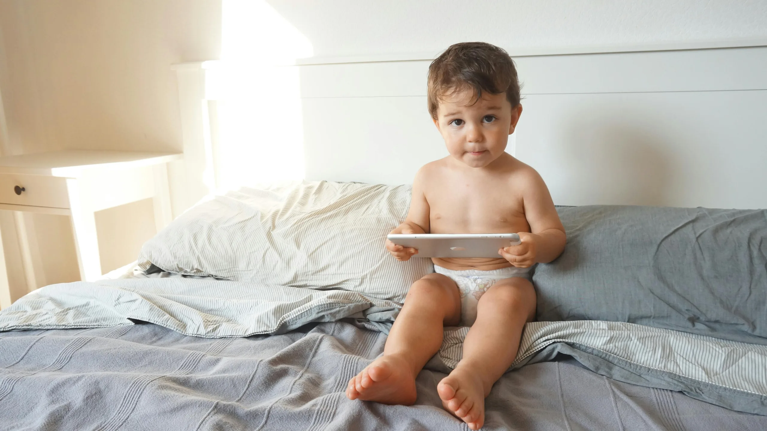 Toddler learning to potty train